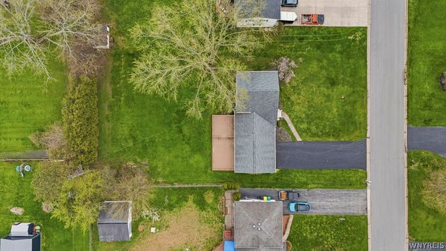 4839 Middleton Drive, Lockport Town, NY 14094