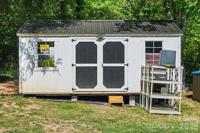 515 N Chapel Street, Landis, NC 28088