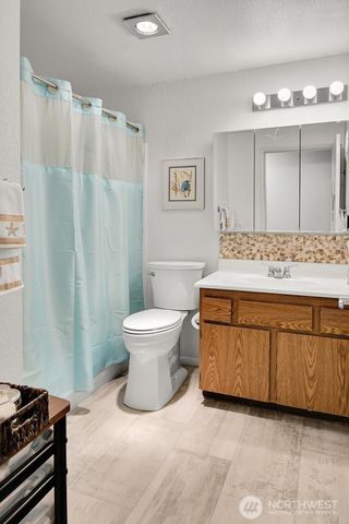 23005 Marine View Drive S, Des Moines, WA 98198