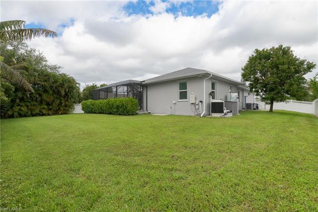 6740 Canton ST, Fort Myers, FL 33966