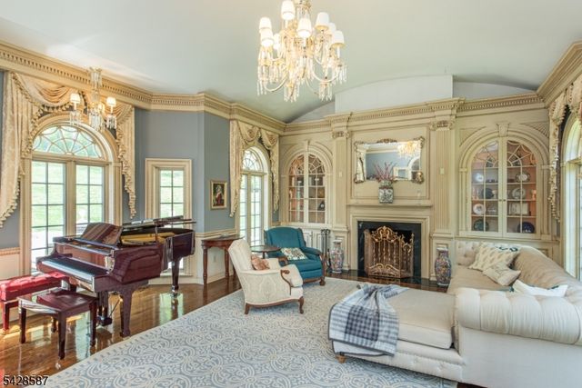 45 Junard Dr, Morris Twp., NJ 07960