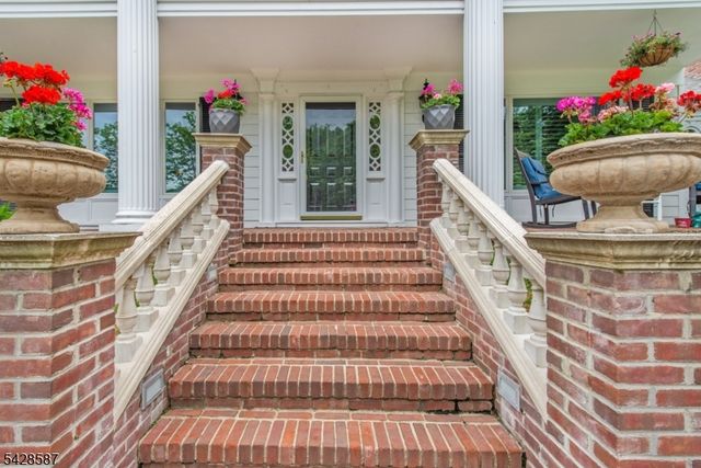 45 Junard Dr, Morris Twp., NJ 07960