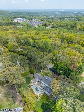 45 Junard Dr, Morris Twp., NJ 07960