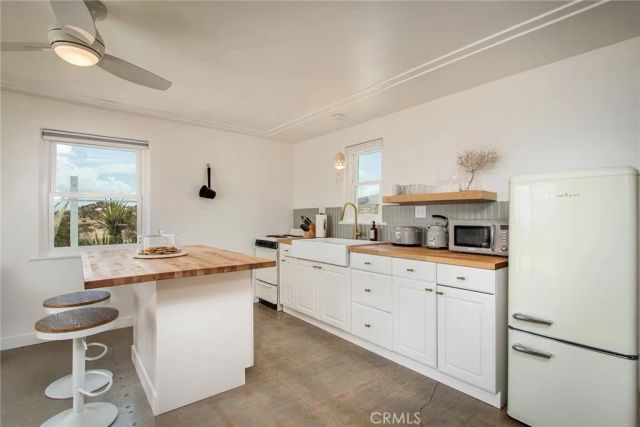 55921 Ornelas Lane, Landers, CA 92285