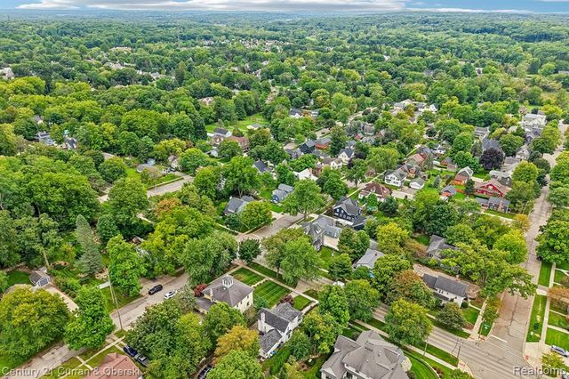 319 E Commerce Street, Milford, MI 48381