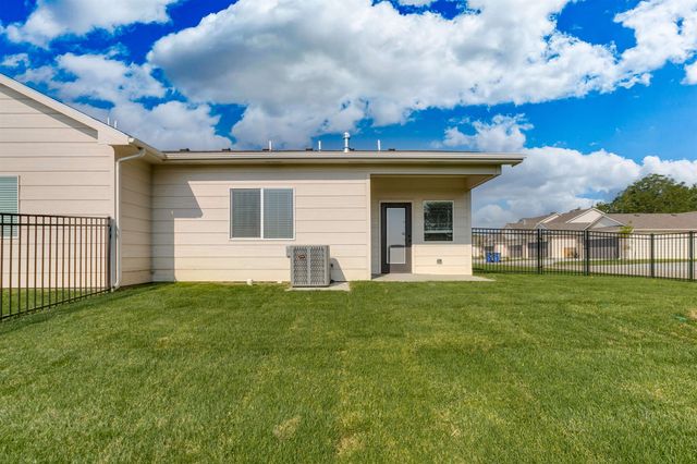 4457-4459 N Sandplum St, Wichita, KS 67205