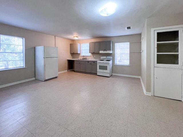 219 NW 3RD AVENUE B, Gainesville, FL 32601