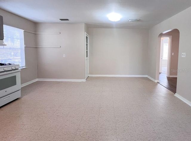 219 NW 3RD AVENUE B, Gainesville, FL 32601