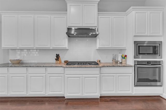 232 Magnolia Reserve Loop, Magnolia, TX 77354