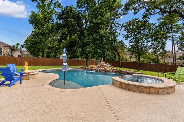 232 Magnolia Reserve Loop, Magnolia, TX 77354