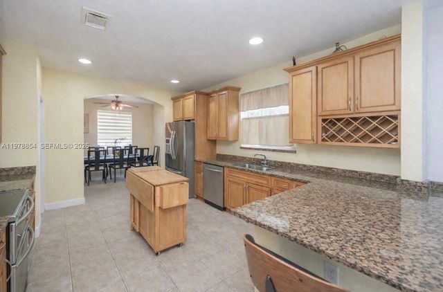 20470 NW 12th Ct, Miami Gardens, FL 33169