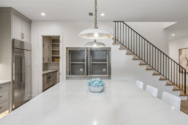 4413 Somerville Avenue, Dallas, TX 75206