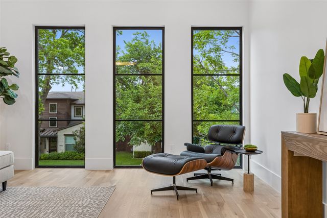 4413 Somerville Avenue, Dallas, TX 75206