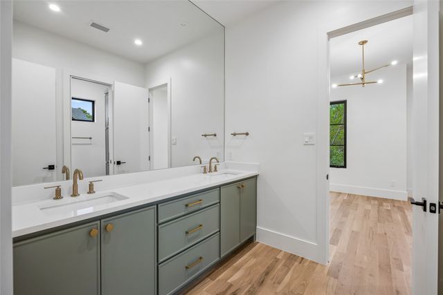 4413 Somerville Avenue, Dallas, TX 75206