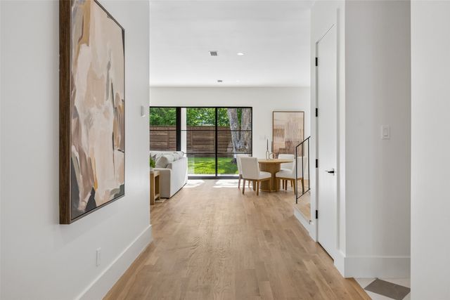 4413 Somerville Avenue, Dallas, TX 75206