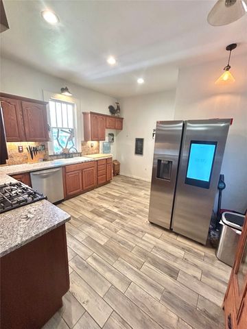 412 Locust Street, Merkel, TX 79536