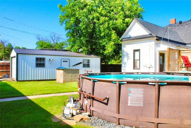 412 Locust Street, Merkel, TX 79536