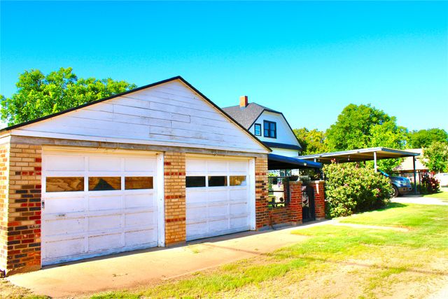 412 Locust Street, Merkel, TX 79536