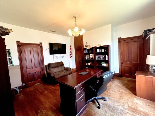 412 Locust Street, Merkel, TX 79536