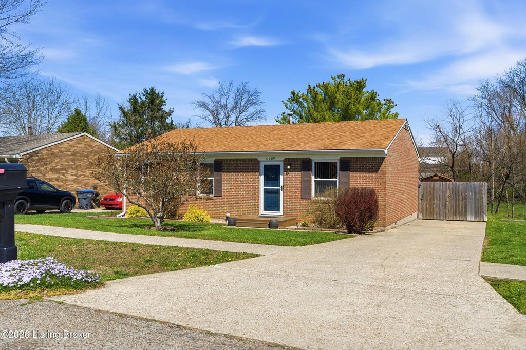 6109 Kirkwood Ct, Louisville, KY 40229