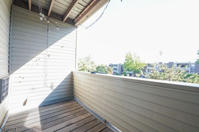 1 River Rd 3G, Nutley Twp., NJ 07110