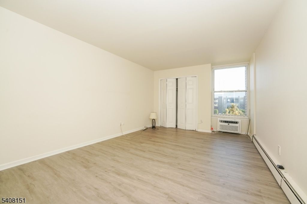 1 River Rd 3G, Nutley Twp., NJ 07110