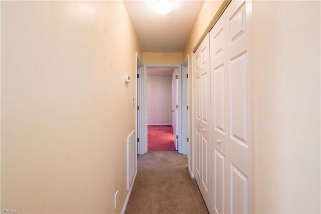 327 Gainsborough SQ, Chesapeake, VA 23320