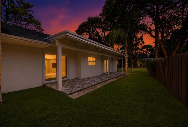 2908 NW 24th Way, Boca Raton, FL 33431
