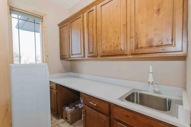 2125 Fellows Drive, Montrose, CO 81401