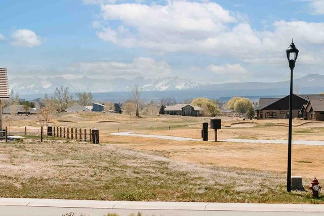 2125 Fellows Drive, Montrose, CO 81401