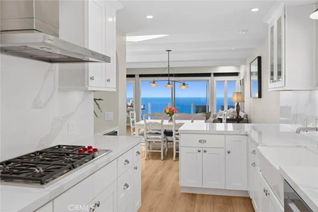 1091 La Mirada Street, Laguna Beach, CA 92651