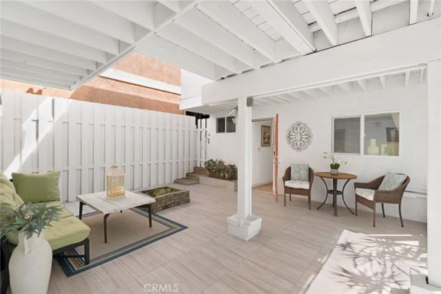 1091 La Mirada Street, Laguna Beach, CA 92651