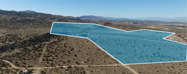 7 Jeep Road, Littlerock, CA 93543