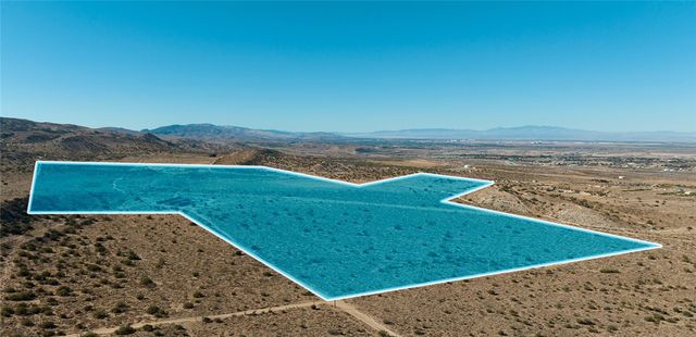 7 Jeep Road, Littlerock, CA 93543