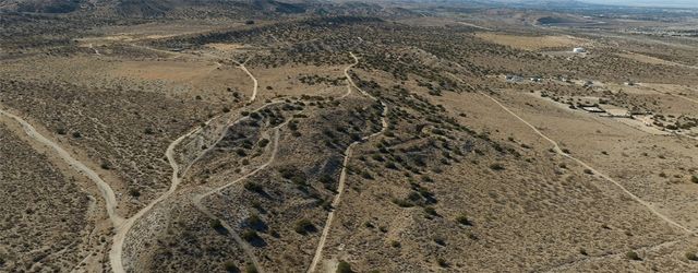 7 Jeep Road, Littlerock, CA 93543