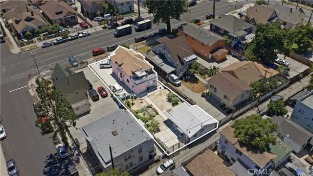 927 E 28th St, Los Angeles, CA 90011