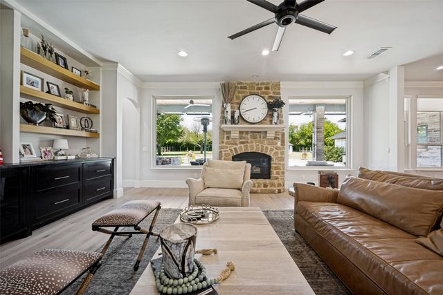 4600 Upper Glenwick Court, Denton, TX 76226