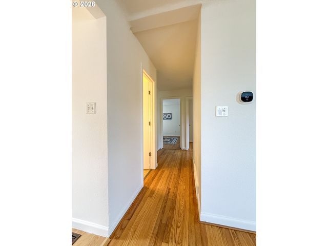 418 WILLAMETTE St, Oregon City, OR 97045