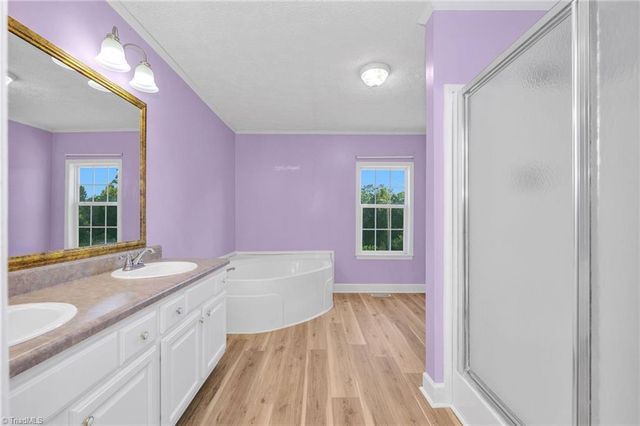 185 Mountain Dale Drive, North Wilkesboro, NC 28659