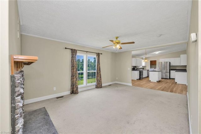 185 Mountain Dale Drive, North Wilkesboro, NC 28659