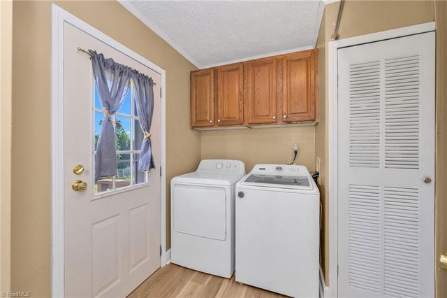 185 Mountain Dale Drive, North Wilkesboro, NC 28659