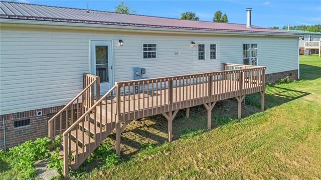 185 Mountain Dale Drive, North Wilkesboro, NC 28659