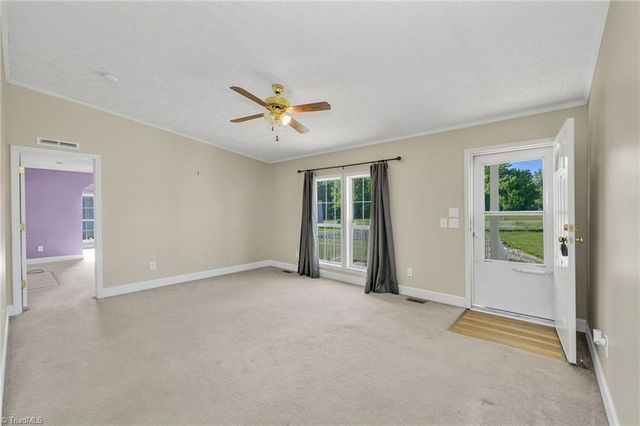185 Mountain Dale Drive, North Wilkesboro, NC 28659