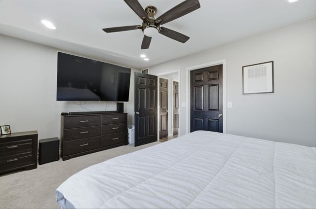 4819 E Willow Point Ct, Bel Aire, KS 67220