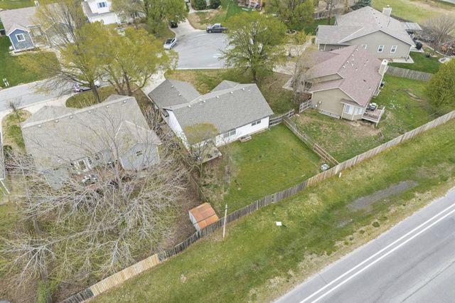 4819 E Willow Point Ct, Bel Aire, KS 67220