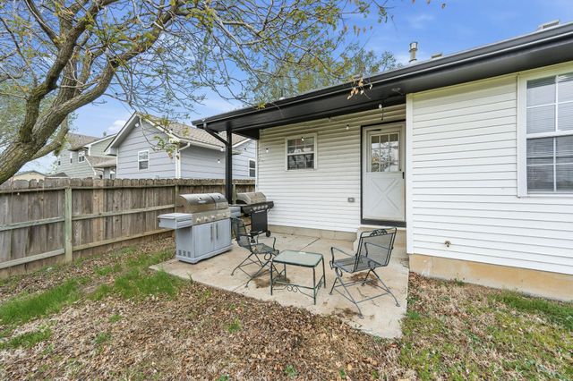 4819 E Willow Point Ct, Bel Aire, KS 67220