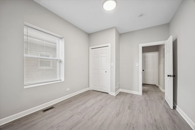 8018 S Harvard Avenue, Chicago, IL 60620