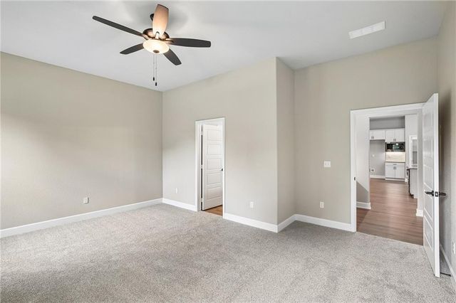 22675 W 89th Street, Lenexa, KS 66227