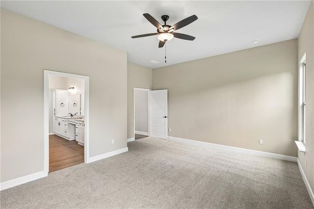22675 W 89th Street, Lenexa, KS 66227