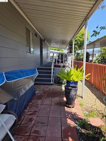 125 Paulette Way, Antioch, CA 94509